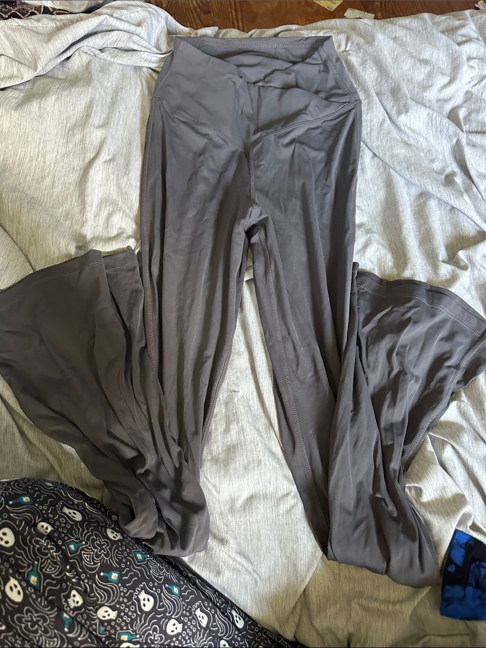 Amazon Wide-Leg Flare Pants in Gray